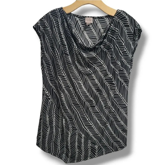 Easywear by Chico's Women's black white cap sleeves draped neckline Blouse large - Picture 1 of 9